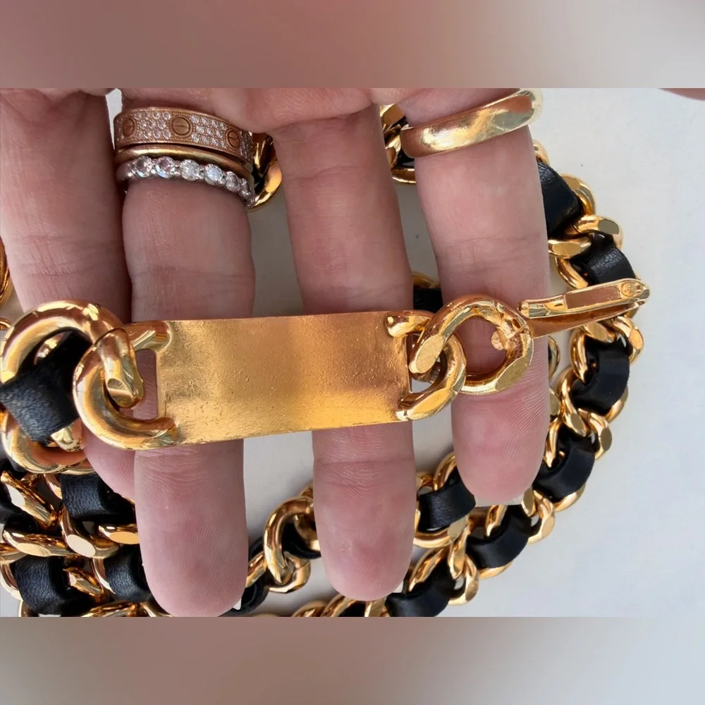 RUNWAY 24K gold plated CHANEL vintage single chain leather belt